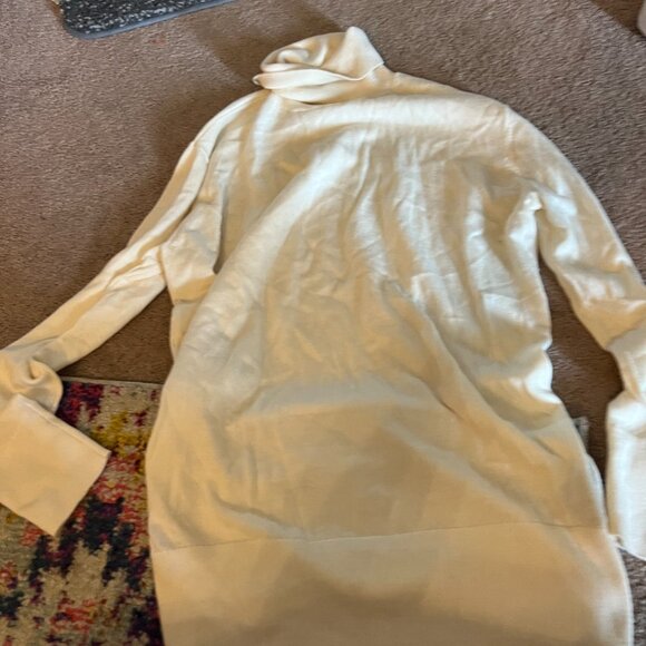 Club Monaco turtleneck sweater xl - Picture 3 of 7